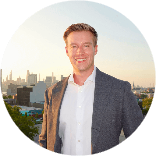 alex-anderson-managing-partner-falcon-group-circle Alex Anderson